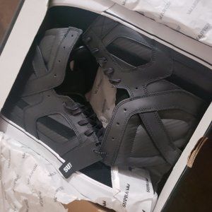 black white supra skytop 2 muska 13s  brand new!!